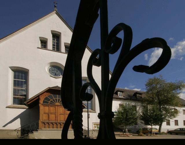 Seminar- Und Gaestehaus Im Kloster Бецау Екстериор снимка