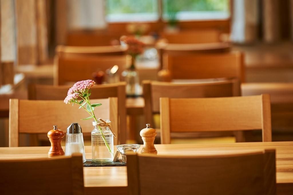 Seminar- Und Gaestehaus Im Kloster Бецау Екстериор снимка
