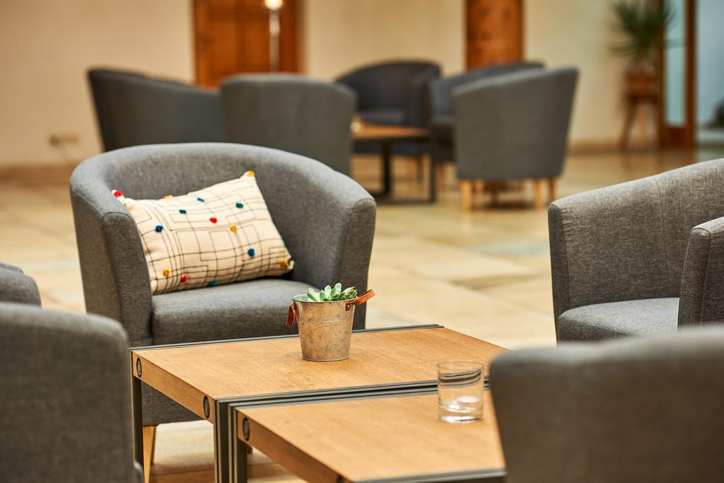 Seminar- Und Gaestehaus Im Kloster Бецау Екстериор снимка