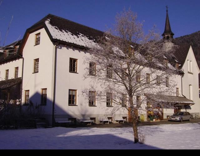 Seminar- Und Gaestehaus Im Kloster Бецау Екстериор снимка